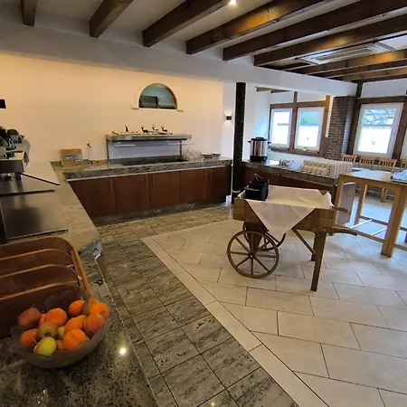 Отель Smart 2 Bb2 324 *