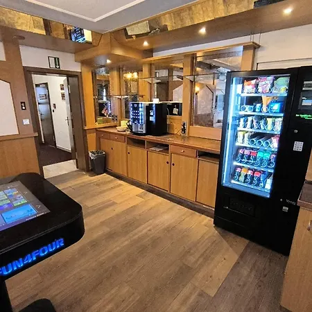 Отель Smart 2 Bb2 324